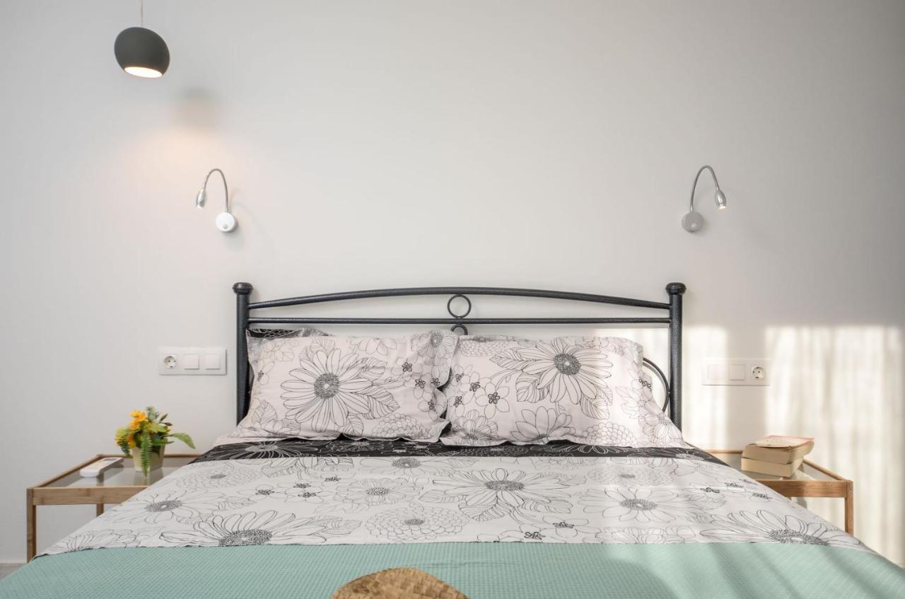 Depis Apartments & Suites Naxos City Extérieur photo